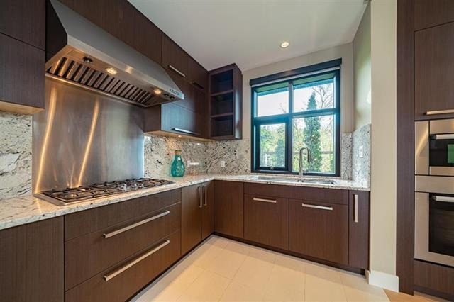 649 Andover Place, Vancouver, British Columbia   - Photo 8 - RP1488191482