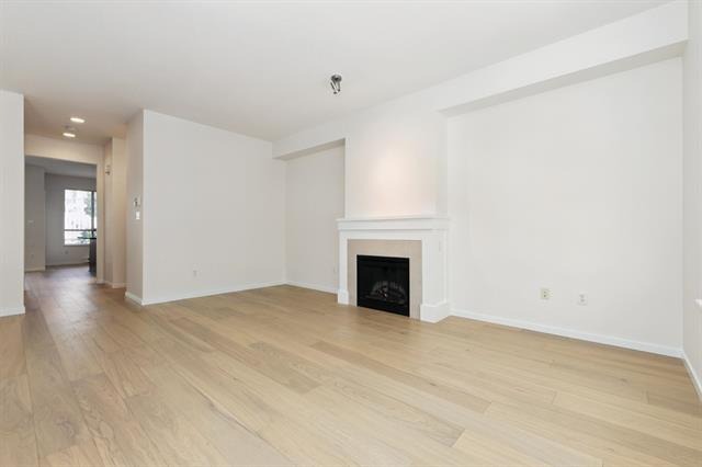 55 1370 Purcell Drive, Coquitlam, British Columbia   - Photo 4 - R3022116