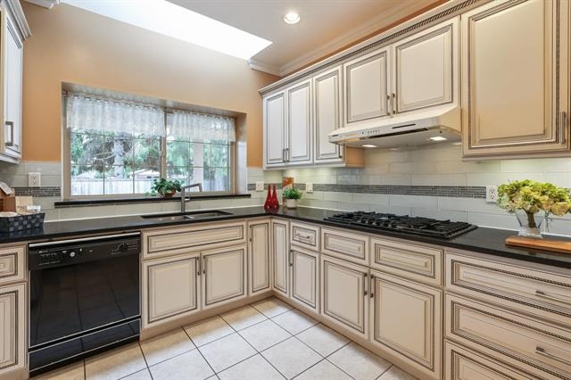 7460 Lombard Road, Richmond, British Columbia   - Photo 6 - R3076254