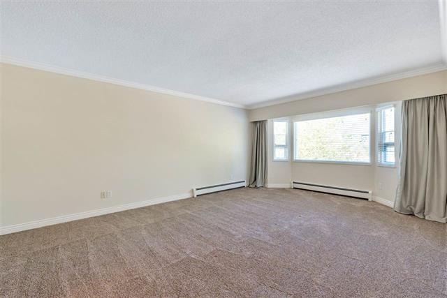 13499 17 Avenue, South Surrey, British Columbia   - Photo 11 - R2387703