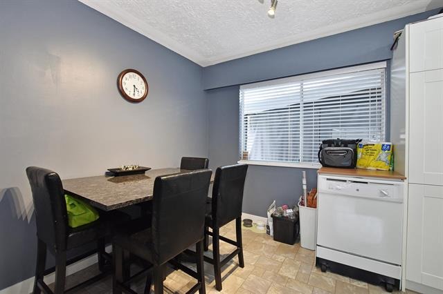 32478 Widgeon Avenue, Mission, British Columbia  V2V 5C1 - Photo 4 - R2768088