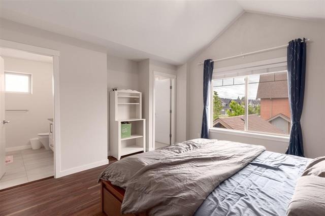 16408 25 Avenue, South Surrey, British Columbia   - Photo 12 - R2586791