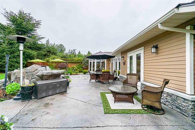 13976 19a Avenue, South Surrey, British Columbia   - Photo 19 - R2370020