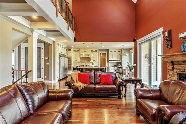 14455 32b Avenue, South Surrey, British Columbia   - Photo 5 - R2570766