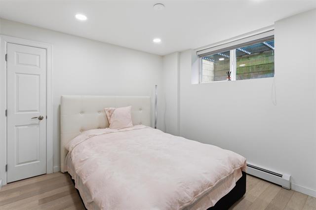 1309 Anderson Street, South Surrey, British Columbia   - Photo 17 - R3105645