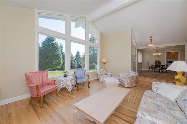 18075 20 Avenue, South Surrey, British Columbia   - Photo 7 - R2504152