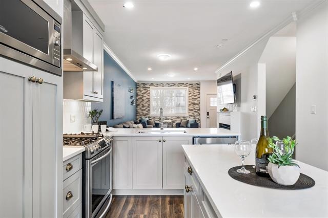 22 16361 23A AVENUE, White Rock, British Columbia
