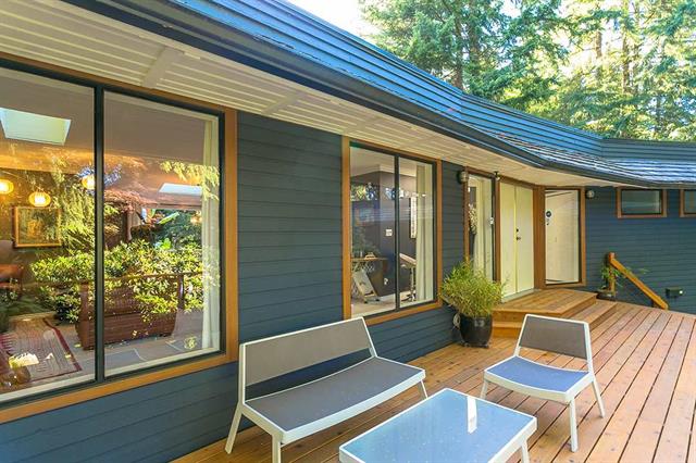 2585 141 STREET, South Surrey, British Columbia