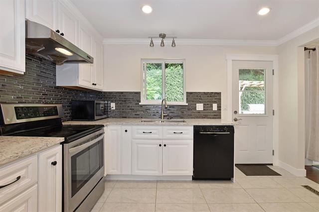 2402 Cameron Crescent, Abbotsford, British Columbia  V3G 2B1 - Photo 12 - R2829282
