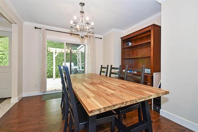 2402 Cameron Crescent, Abbotsford, British Columbia  V3G 2B1 - Photo 8 - R2829282