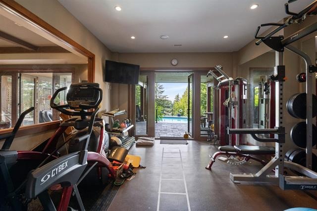 12503 28 Avenue, South Surrey, British Columbia   - Photo 20 - R3068962