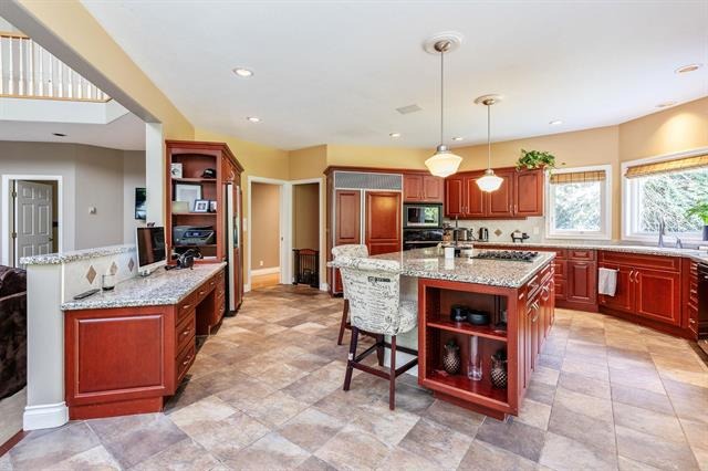 3299 137a Street, South Surrey, British Columbia   - Photo 10 - R2965649