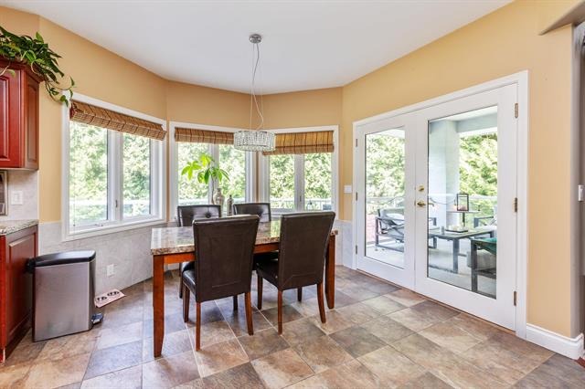3299 137a Street, South Surrey, British Columbia   - Photo 9 - R2965649