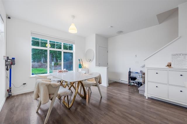 7 16678 25 Avenue, South Surrey, British Columbia   - Photo 3 - R2841893