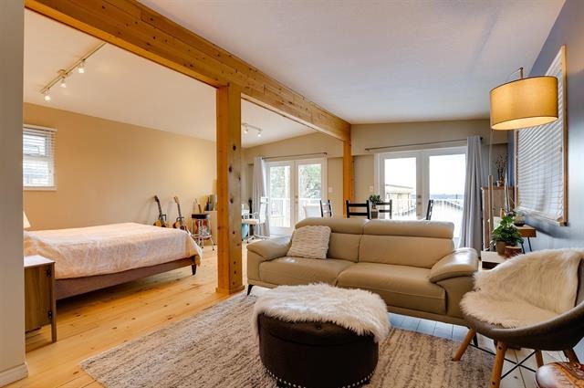 15190 Beachview Avenue, South Surrey, British Columbia   - Photo 9 - R2757577