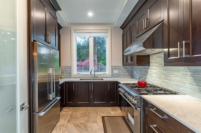 13975 34 Avenue, South Surrey, British Columbia   - Photo 12 - R2946751