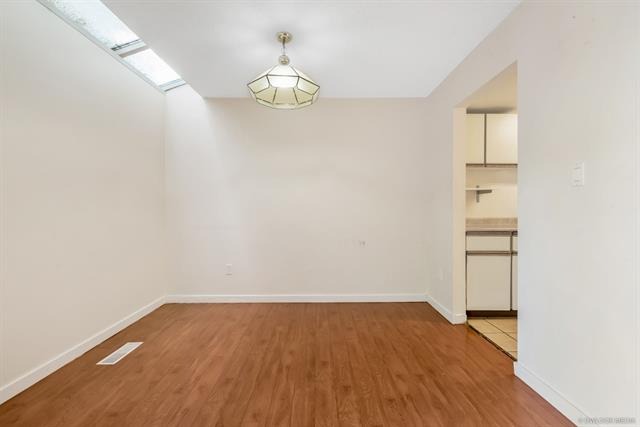 25 13338 102a Avenue, North Surrey, British Columbia  V3T 5J7 - Photo 4 - R2527214